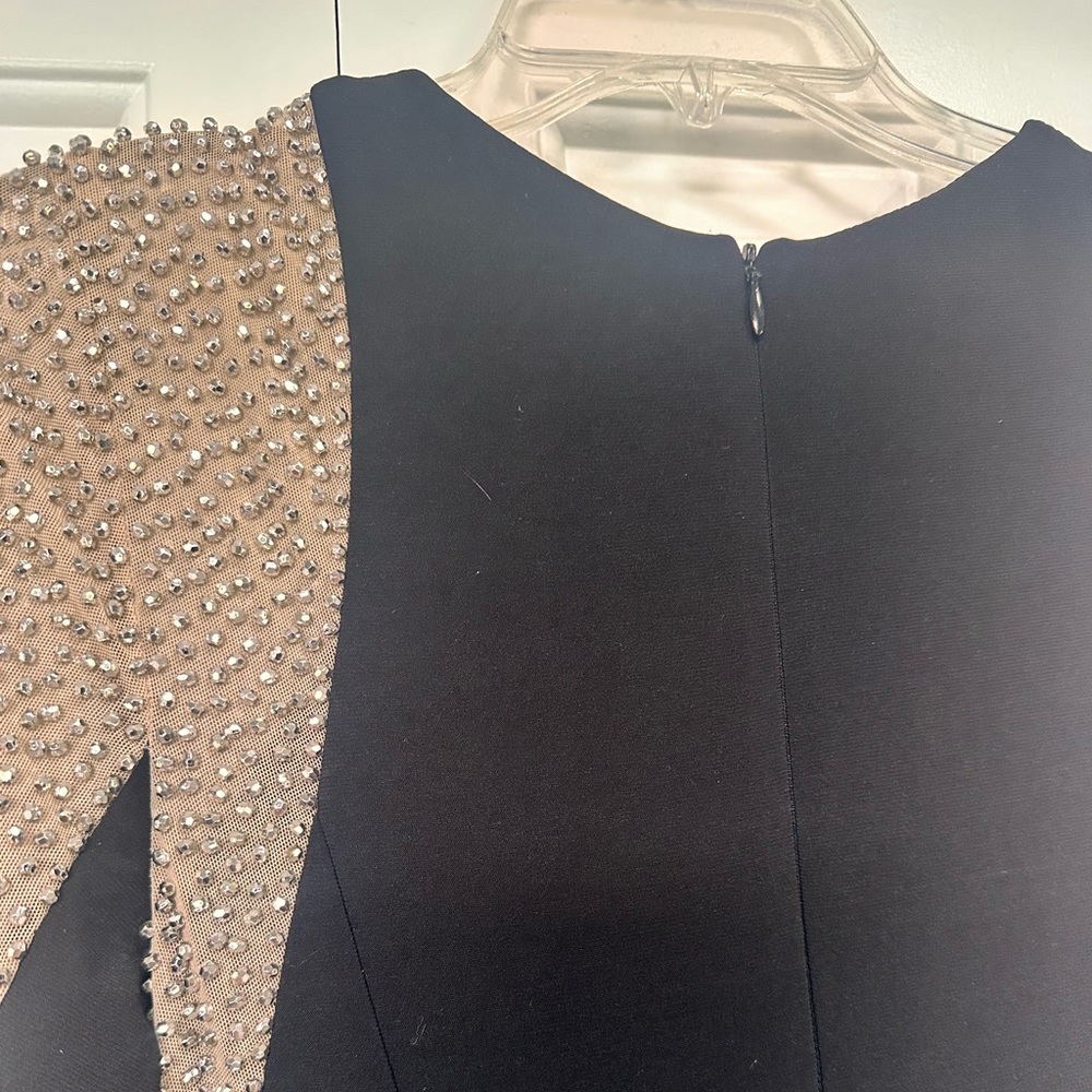 XSCAPE Beaded Colorblock Gown - Picture 9 of 15